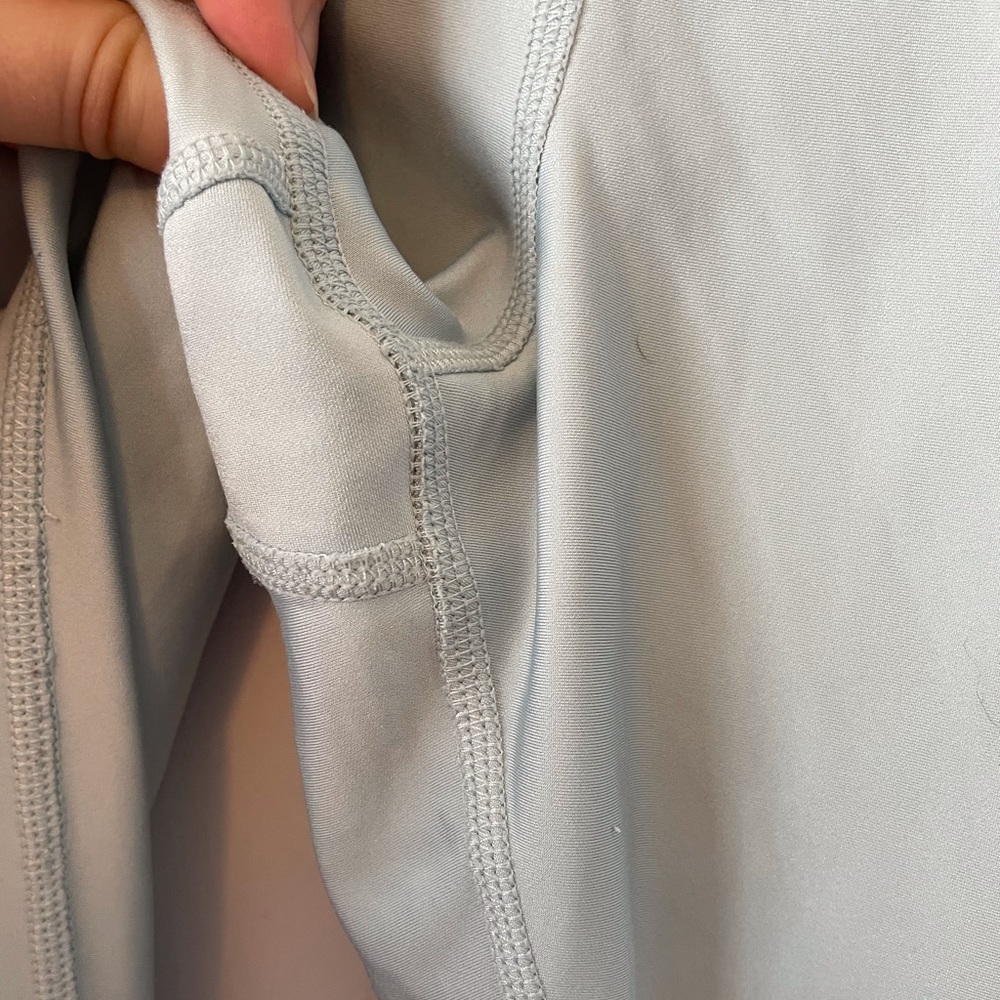 Alo Yoga leggings - Picture 6 of 10